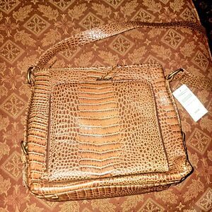 Smart Alligator faux Leather Shoulder Bag Coldwater Creek Tan New w tags Unowned